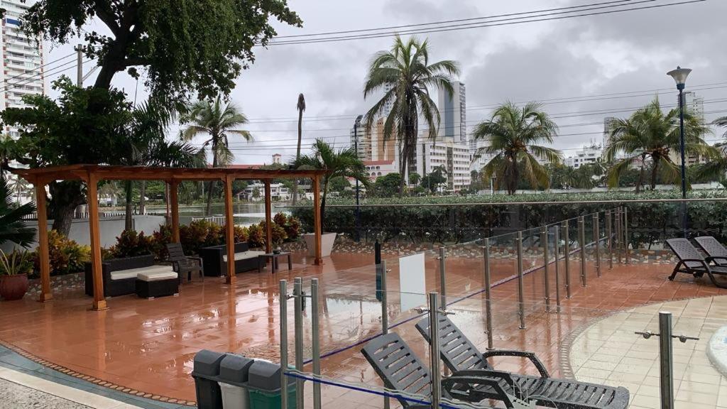 Apartamento Cerca De Playas Y Zonas Turísticas *